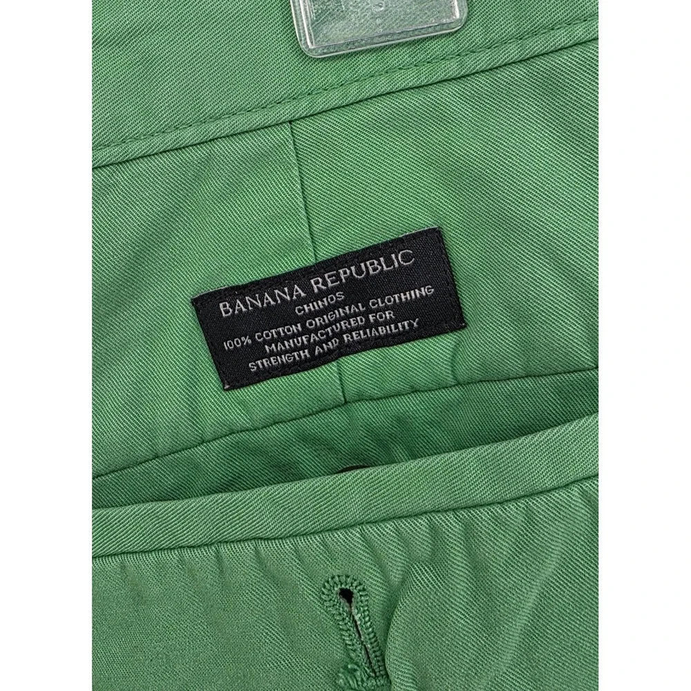 Banana Republic Mens Green Gavin Chino Shorts Size 38 Cotton Casual Summer Golf